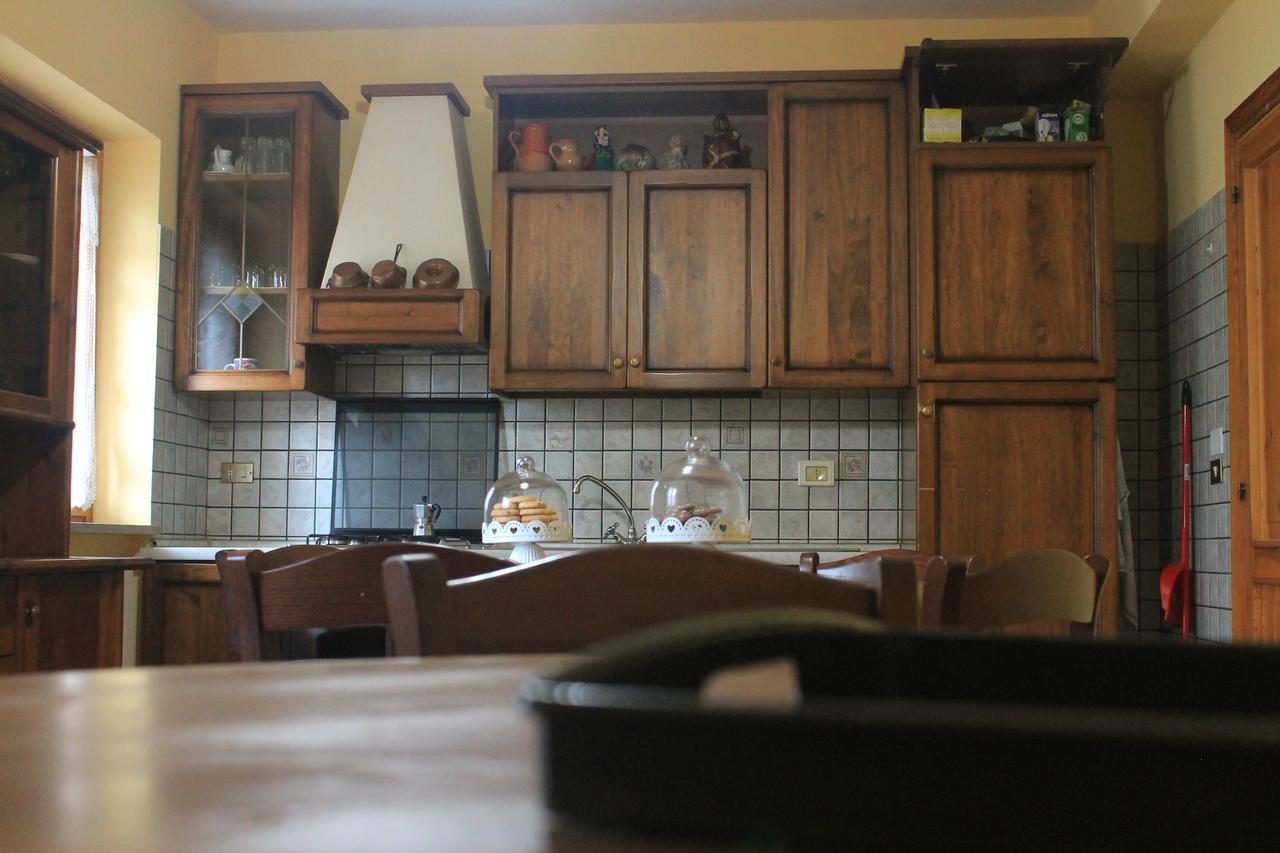 B&B A Casa Di Nonna Massa d'Albe Bagian luar foto