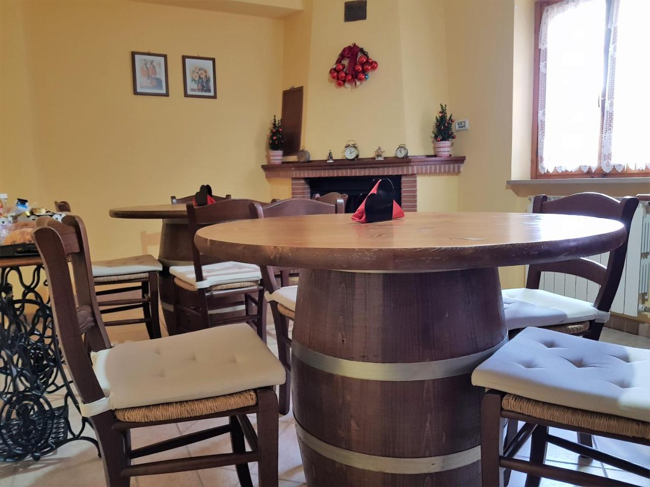 B&B A Casa Di Nonna Massa d'Albe Bagian luar foto