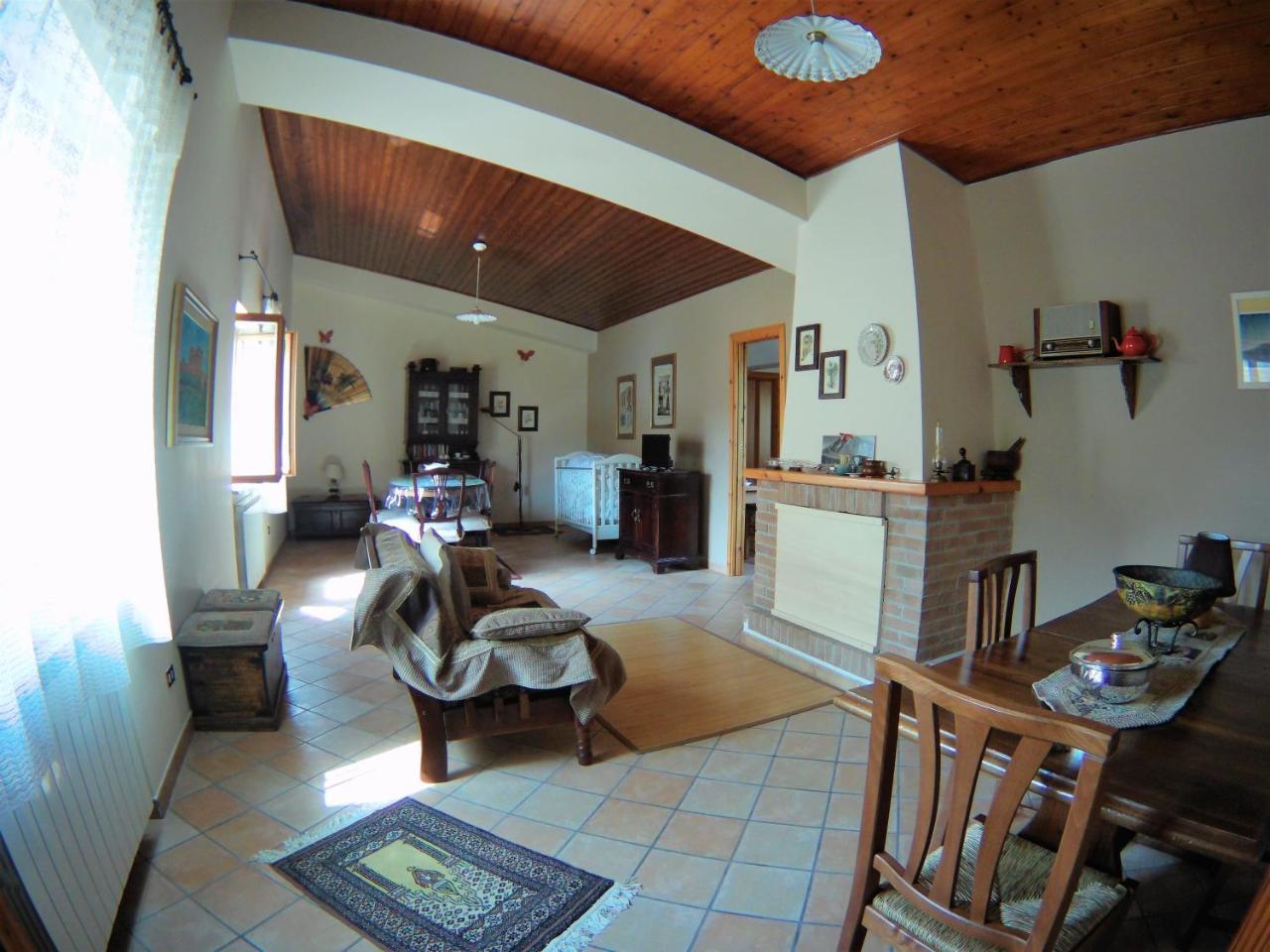 B&B A Casa Di Nonna Massa d'Albe Bagian luar foto