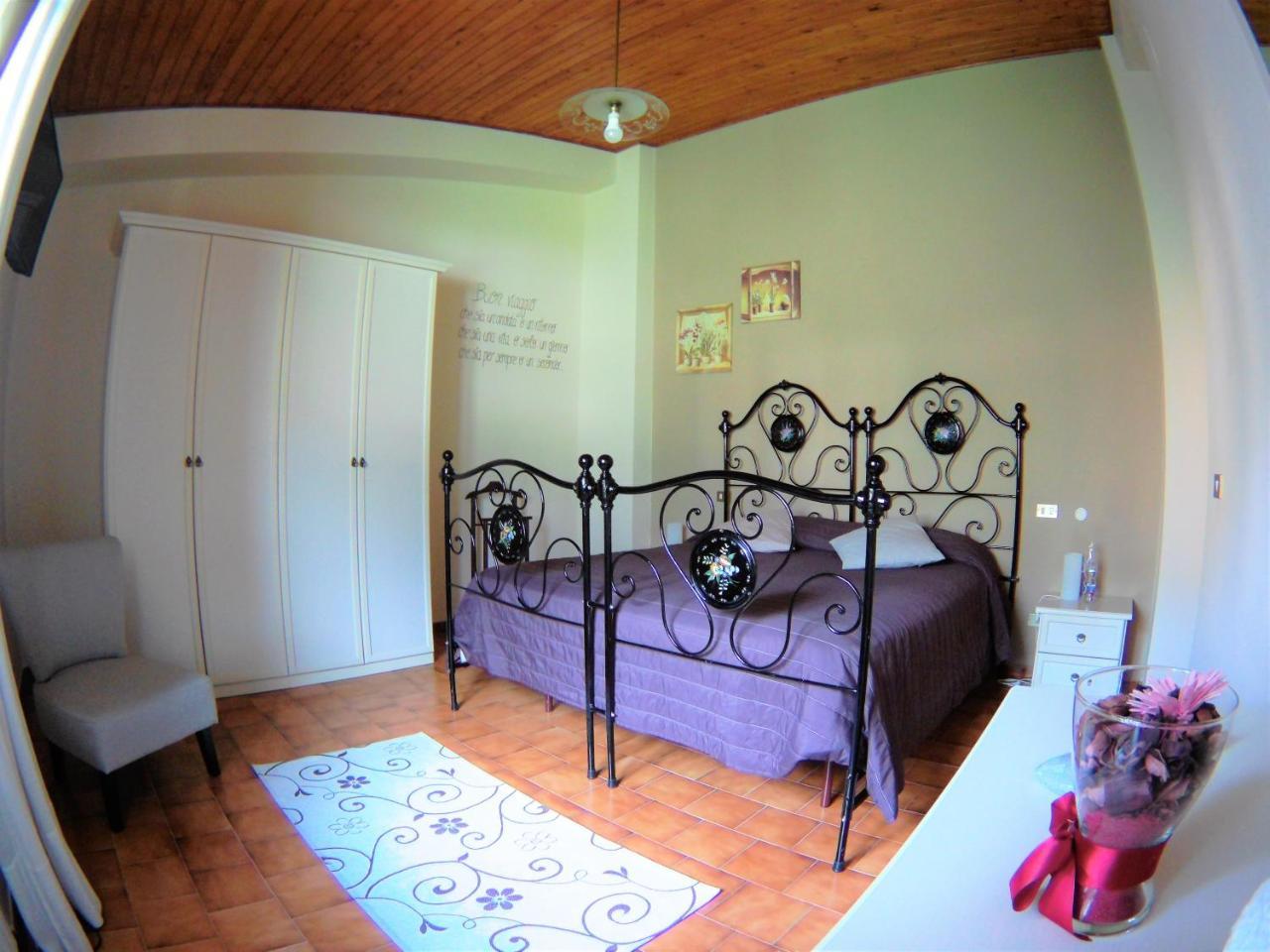 B&B A Casa Di Nonna Massa d'Albe Bagian luar foto