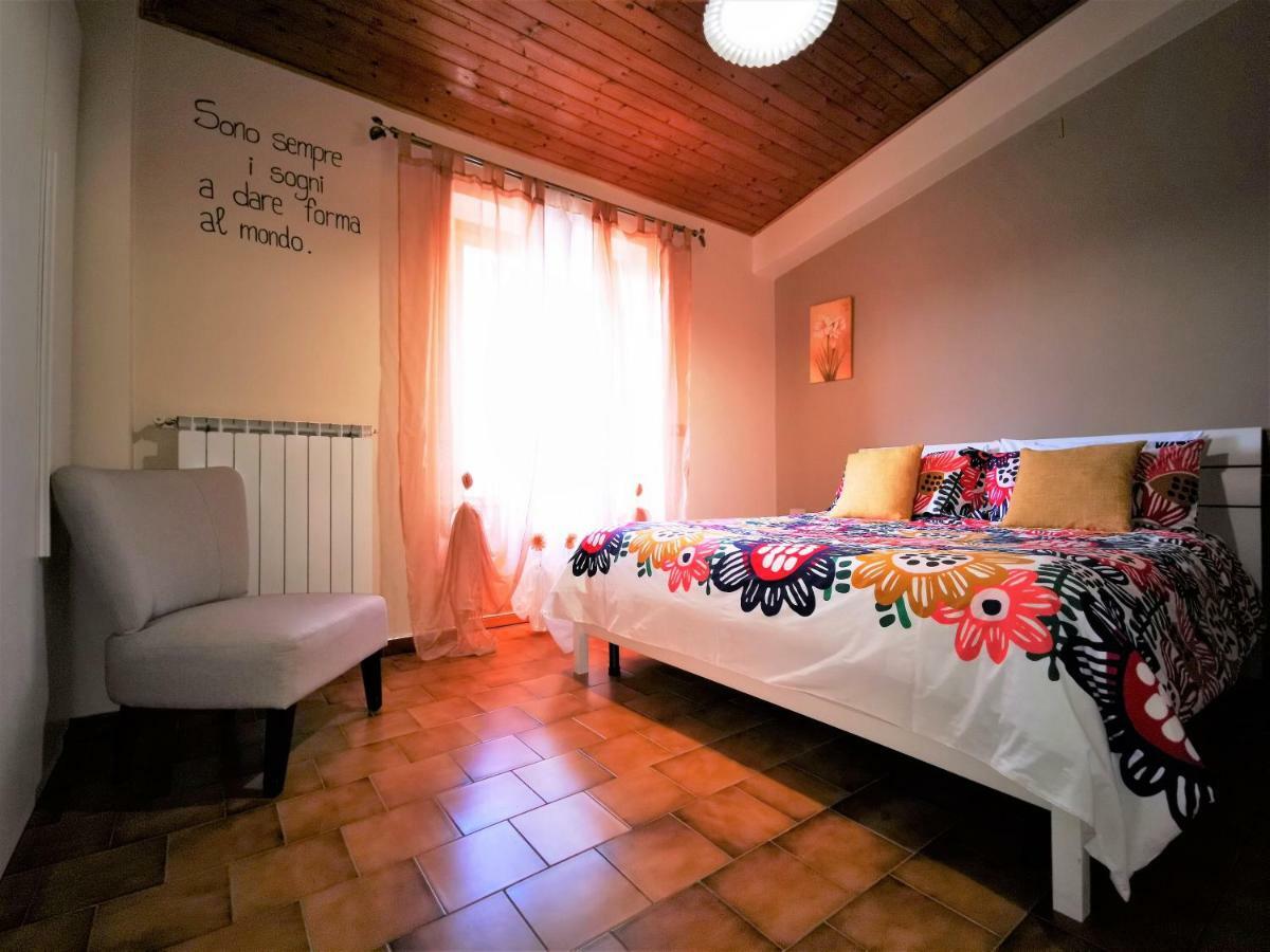 B&B A Casa Di Nonna Massa d'Albe Bagian luar foto