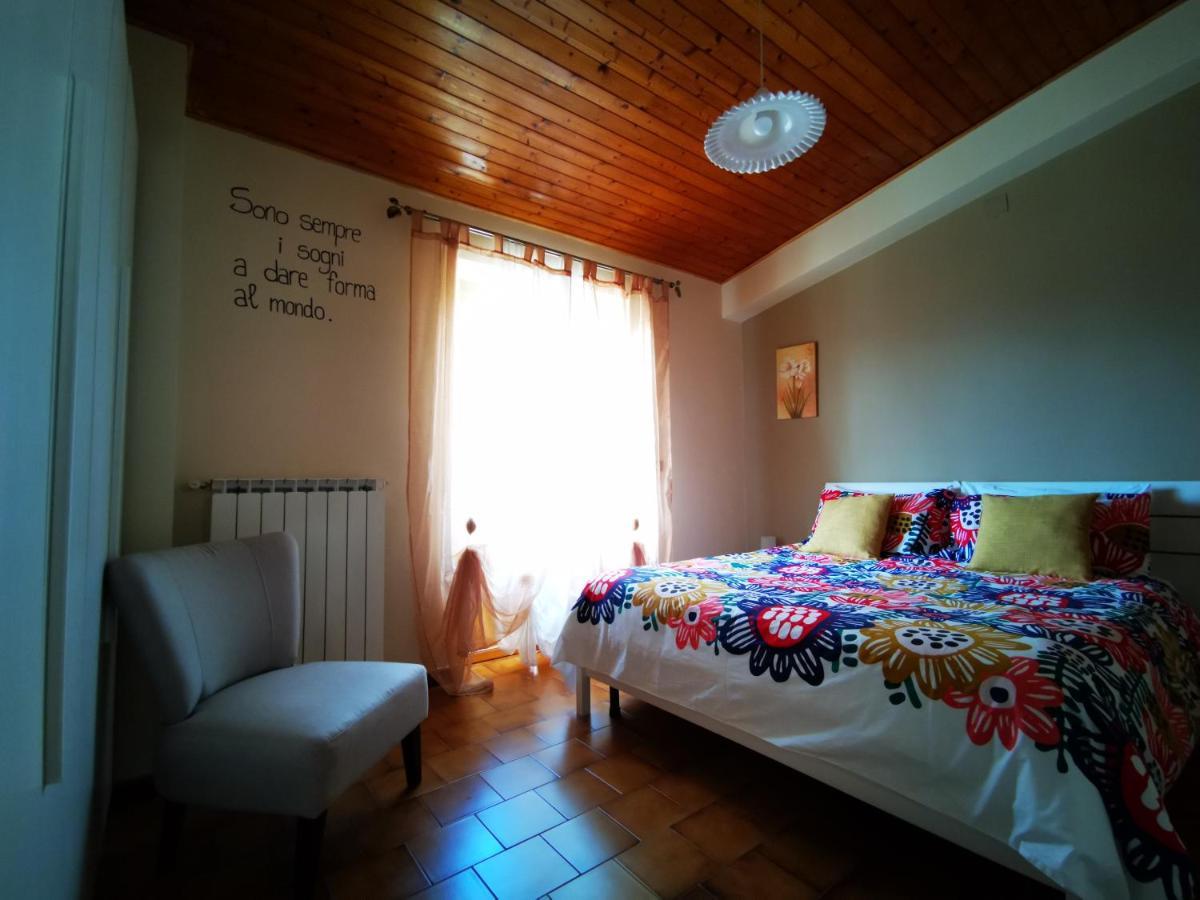 B&B A Casa Di Nonna Massa d'Albe Bagian luar foto